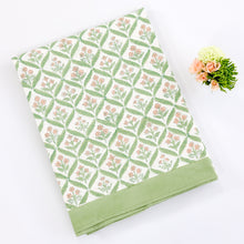 Load image into Gallery viewer, Floral Print Tablecloth