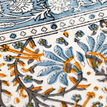 Load image into Gallery viewer, Patterned Tablecloth