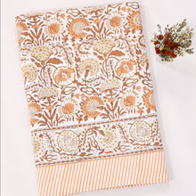 Load image into Gallery viewer, Tablecloth