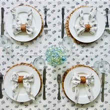 Load image into Gallery viewer, Willow Tablecloth