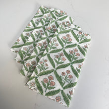 Load image into Gallery viewer, Floral Napkin
