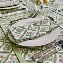 Load image into Gallery viewer, Floral Print Tablecloth

