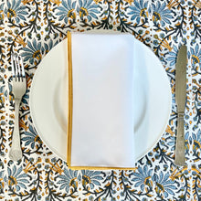 Load image into Gallery viewer, Gold Trim Napkin
